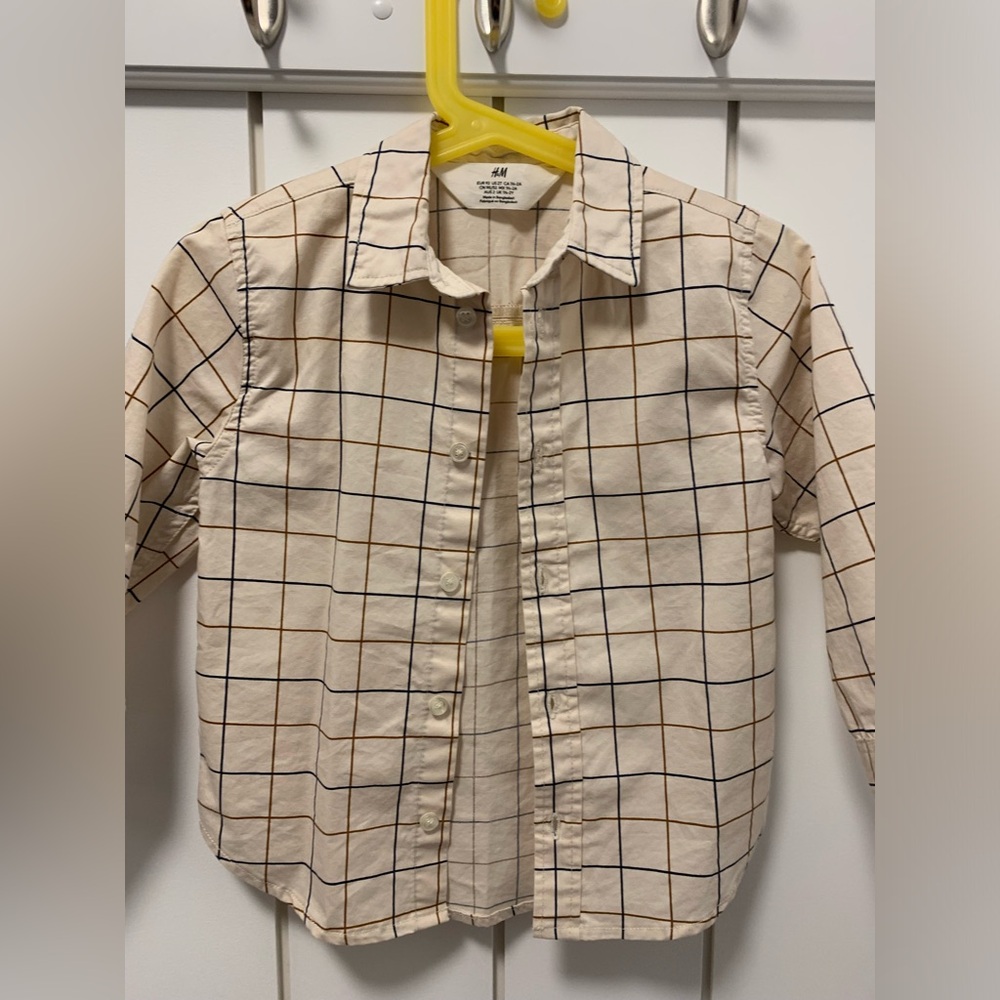 💜2/$30 H&M Cotton Shirt - Cream and Blue - Picture 3 of 6